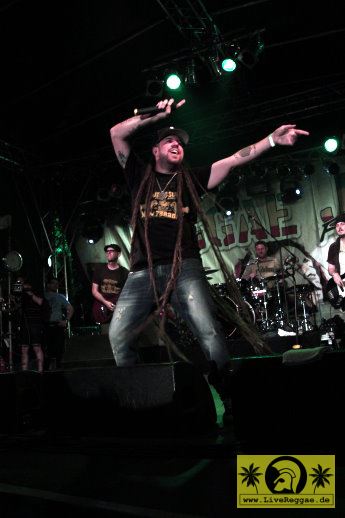 Jah Sun (USA) and The House Of Riddim Band 21. Reggae Jam Festival - Bersenbrueck 24. Juli 2015 (13).JPG